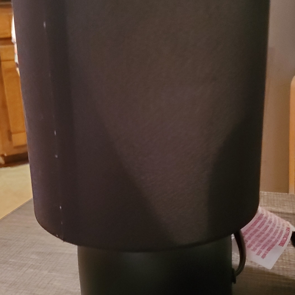 Small table top lamps with bulb included